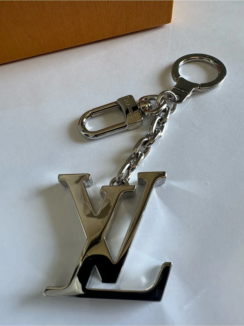 Louis Vuitton Porte-Clés Initiales LV Key Holder Silver M65071